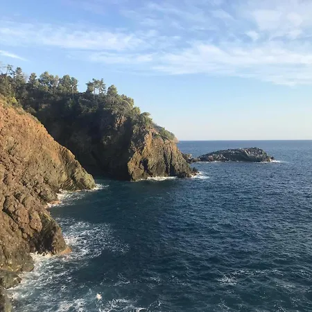 Host In - Scirocco Con Biciclette 레반토