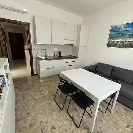 Апартаменты Host In - Scirocco Con Biciclette Леванто